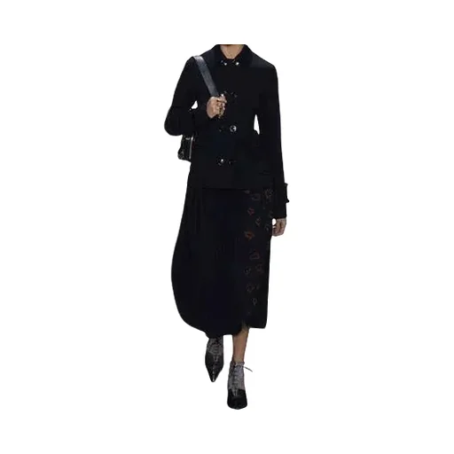 Long-Sleeved Suit Jacket