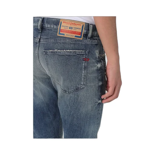 D-Strukt Distressed Tapered Jeans