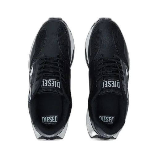 Tame-D Sneakers