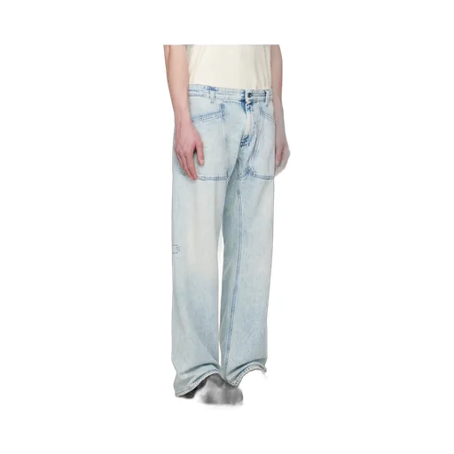 Distressed Jeans