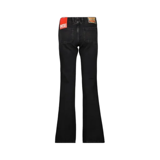 Flared Jeans