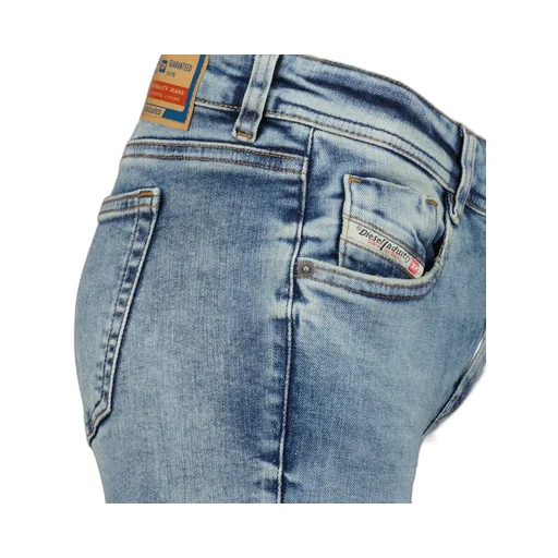 Flared Jeans