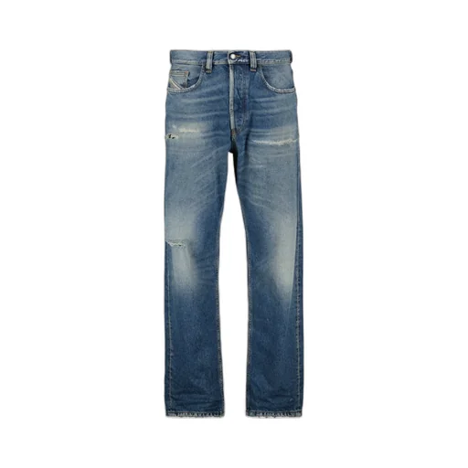 Straight Cut Distressed Jeans