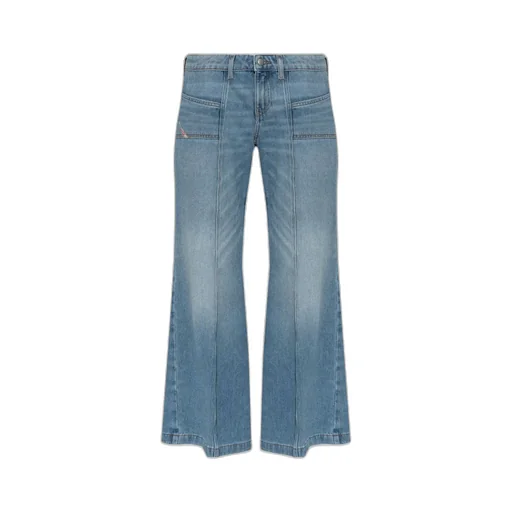 D-Akii Flare Jeans