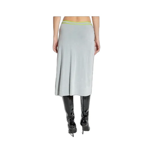 O-Fine Low-Rise Skirt