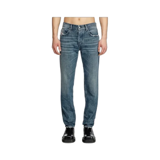 D-Finitive 007Y7 Distressed Jeans
