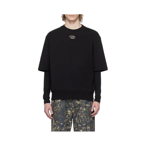 Oval-D Half-Sleeved T-Shirt