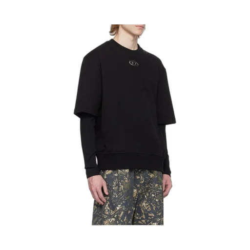 Oval-D Half-Sleeved T-Shirt