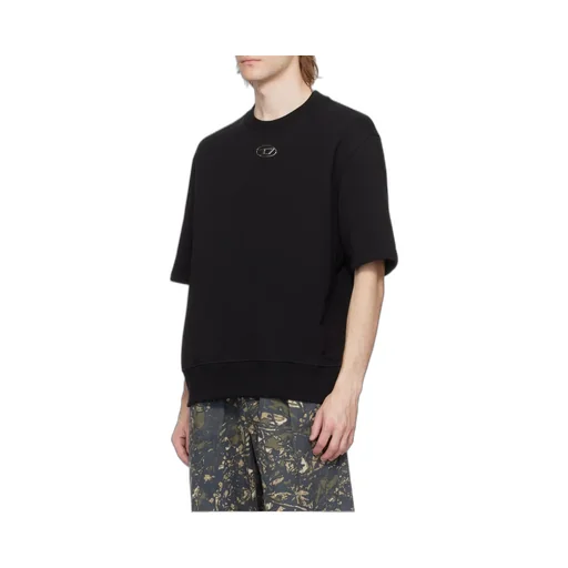 Oval-D Half-Sleeved T-Shirt