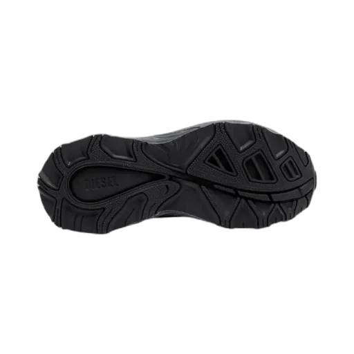 D-Cage Low-Top Runner Sneakers