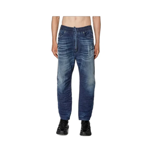 Belt-Loop Jeans