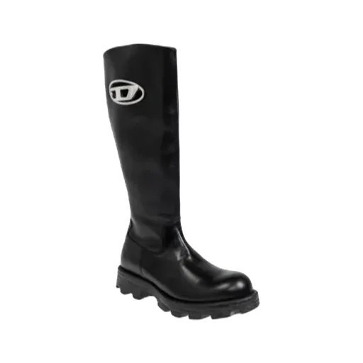 Oval D-Logo Boots
