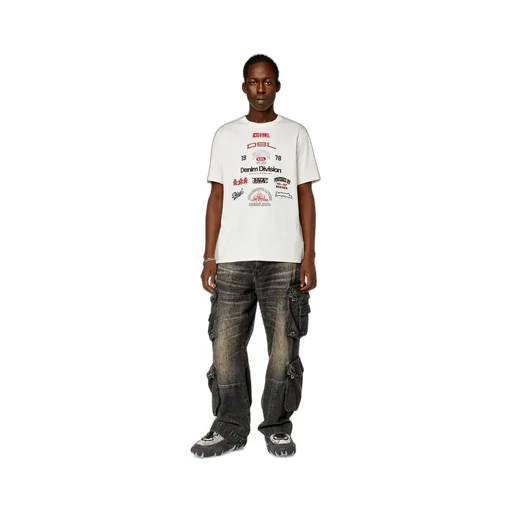 Short-Sleeved T-Shirt
