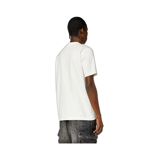 Short-Sleeved T-Shirt