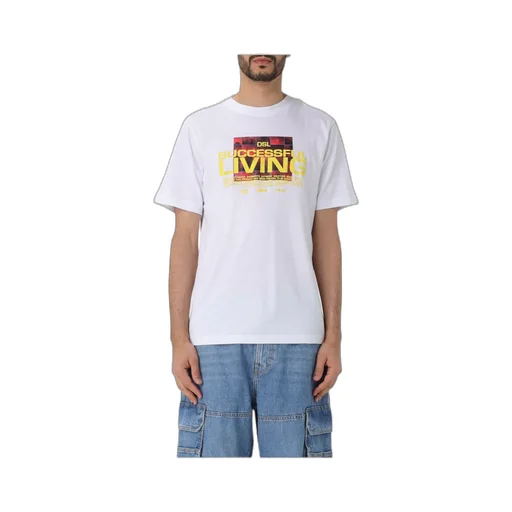 Short-Sleeved T-Shirt