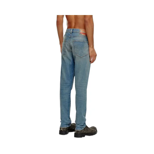 D-Strukt 09H50 Mid-Rise Slim-Fit Jeans