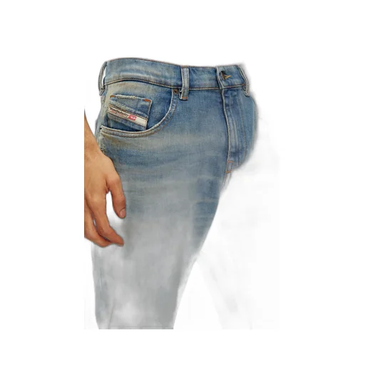 D-Strukt 09H50 Mid-Rise Slim-Fit Jeans