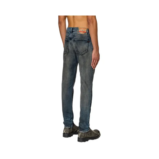 D-Strukt Straight-Leg Jeans