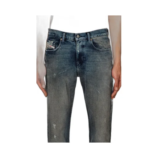 D-Strukt Straight-Leg Jeans