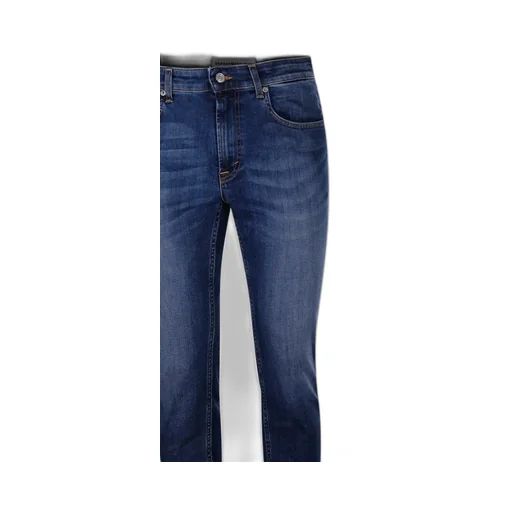 Classic Fit Skeith Jeans