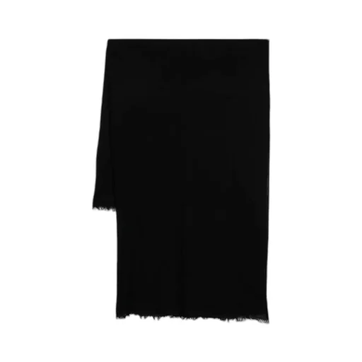 Emily Scarf