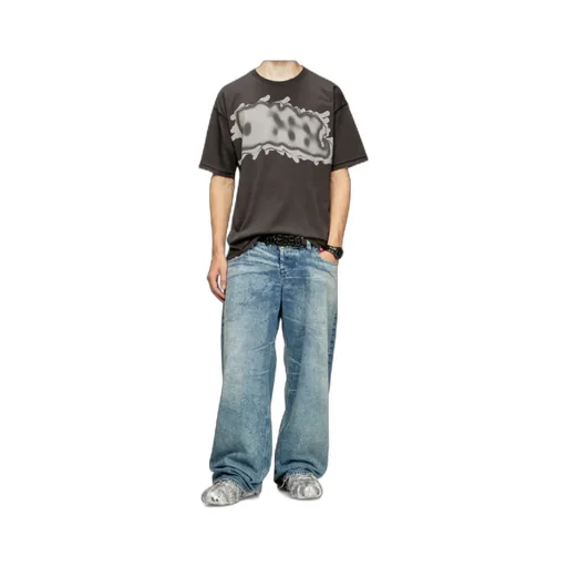 Graphic-Print T-Shirt
