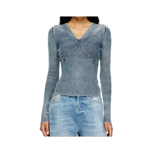 Ribbed V-Neck Top