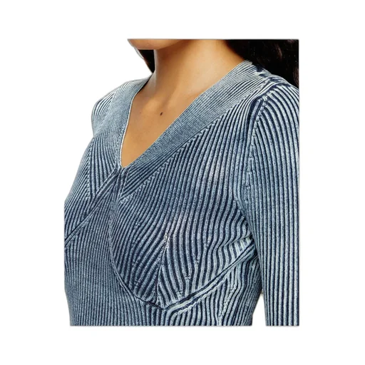 Ribbed V-Neck Top