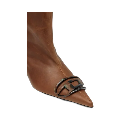 D-Venus Pointed Toe Boots