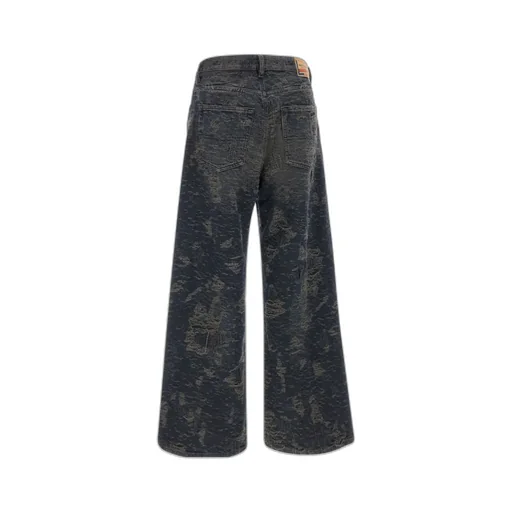 Wide-Leg Jeans