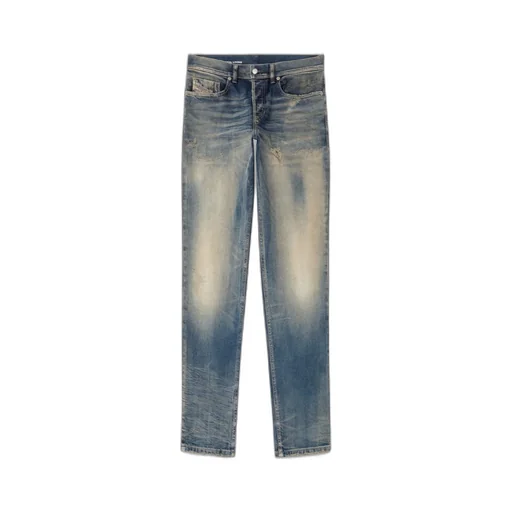 D-Finitive Distressed Regular Jeans