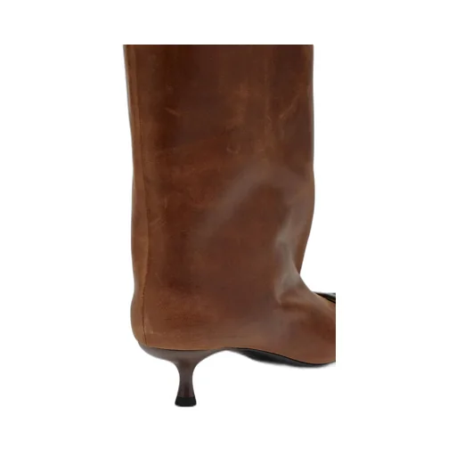 D-Venus Pointed Toe Boots