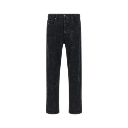 Destroyed-Effect Jeans