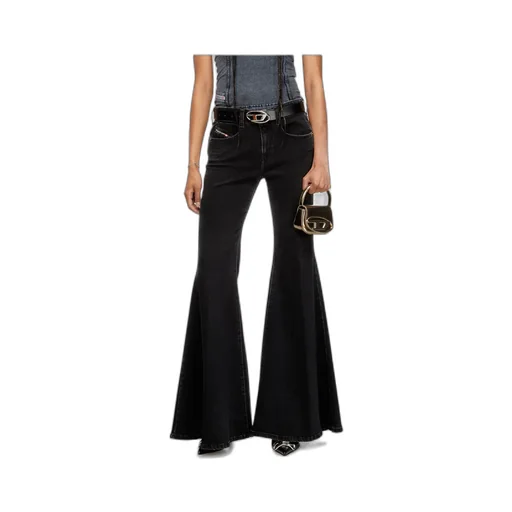 Flared Jeans