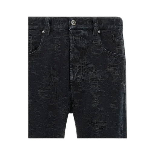 Destroyed-Effect Jeans