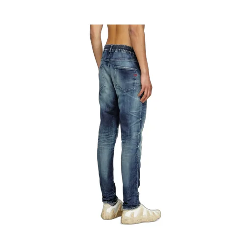 Distressed Skinny Jeans