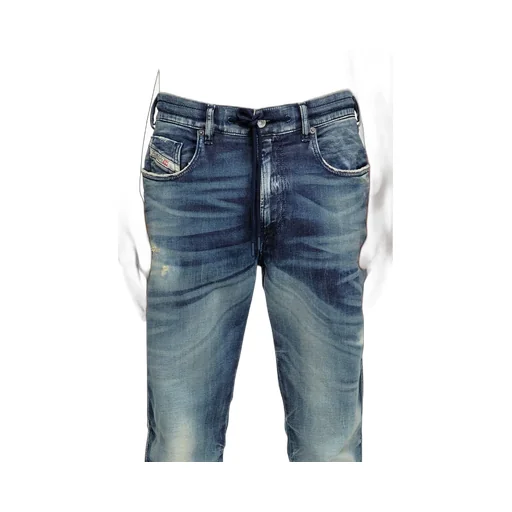 Distressed Skinny Jeans