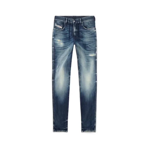 Distressed Skinny Jeans