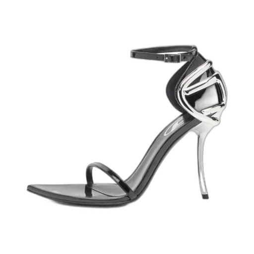 D-Ten&Half Sandals