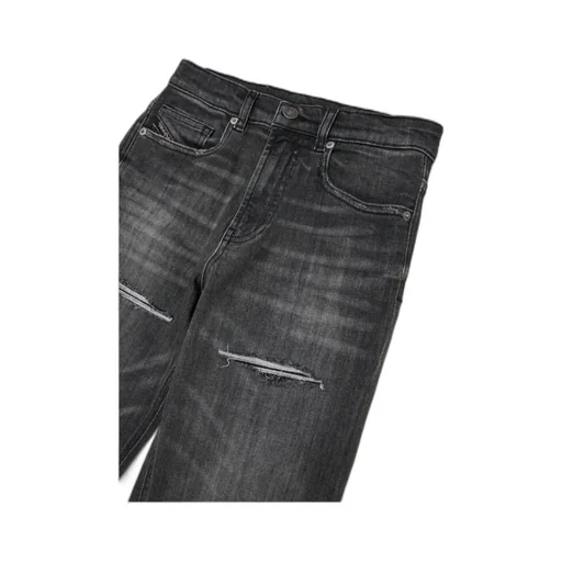 D-Maki-J Distressed Jeans