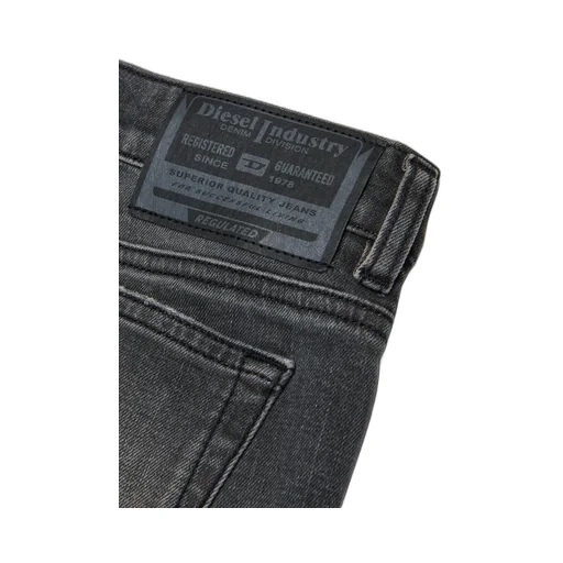1978-J Jeans