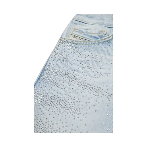 Oval-D Embroidered Mid-Waisted Jeans