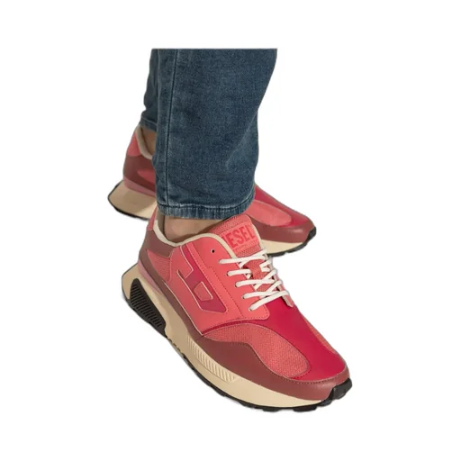 S-Tame-D Running Sneakers
