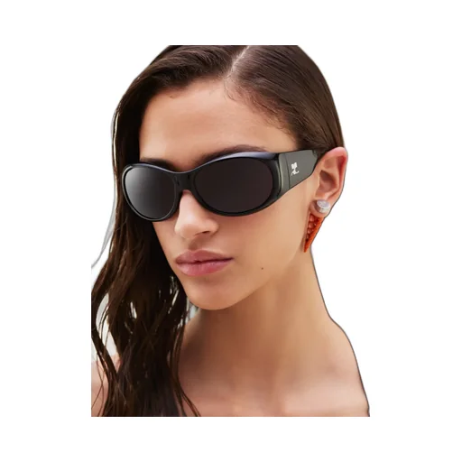 Shell Stud Earring