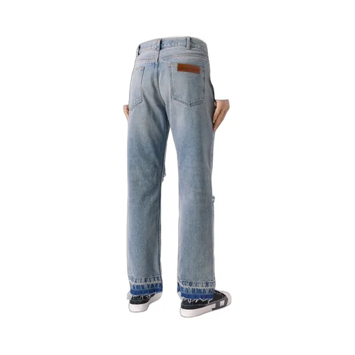 Distressed Straight Leg Jeans