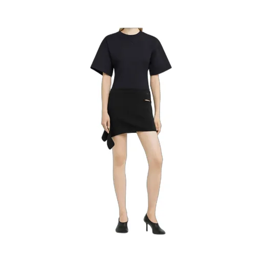 Wide Sleeved Fitted-Waist T-Shirt