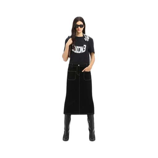 Short-Sleeved T-Shirt