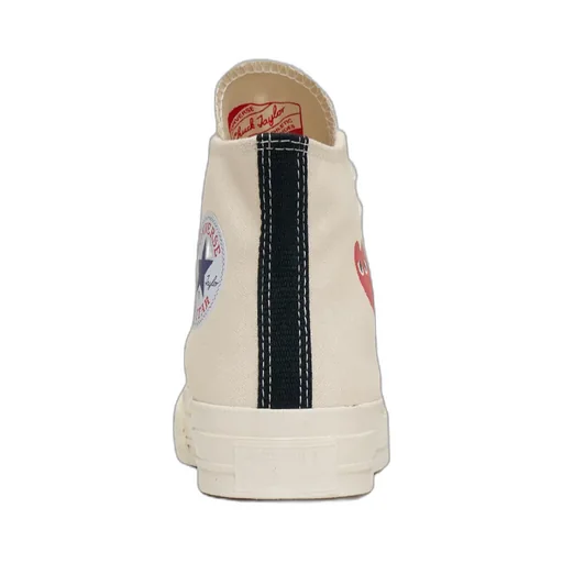 Play X Converse Single Heart Chuck 70 Sneakers