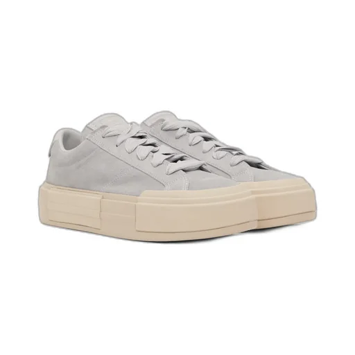 Chuck Taylor All Star Cruise Low Top Sneakers