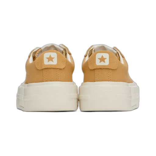 Chuck Taylor All Star Cruise Low Top Sneakers